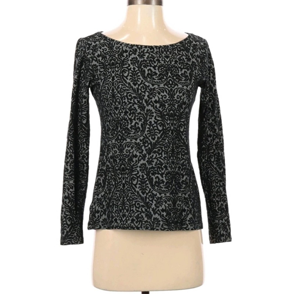 Ann Taylor Loft long sleeve floral filigree top